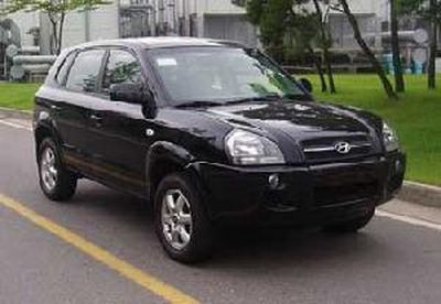 2013 Hyundai Tucson 2.0L Manual four-wheel drive luxury model