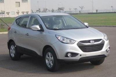 2013 Hyundai ix35 2.4L Manual automatic transmission Two wheel drive GLX leading model