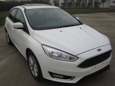 2018 Ford Focus - hatchback 1.0T Manual automatic transmission ECOBOOST 125 1.0GTDI Intelligent Edition Super Energy Fashion Model