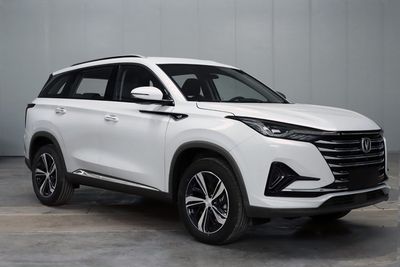 2020 Changan CS75 PLUS 1.5T Manual automatic transmission Two wheel drive luxury model