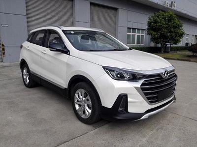 2019 BAIC Shenbao Zhixing 1.5T CVT Two wheel drive Elite Edition National VI