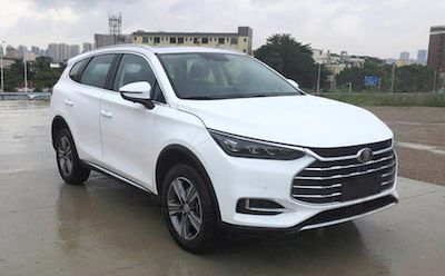 2018 BYD Tang 2.0T Manual automatic transmission Two wheel drive 5-seater Intelligent Connected Zunyu National V