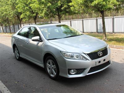 2012 Toyota Camry 2.5L Manual automatic transmission S Lingdong Navigation Edition