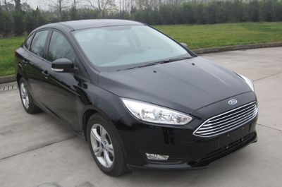 2015 Ford Focus - three-box 1.6L Manual Comfortable