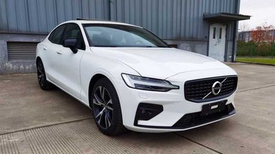 2022 Volvo S60 2.0T Manual automatic transmission B5 Zhiya Sports Edition