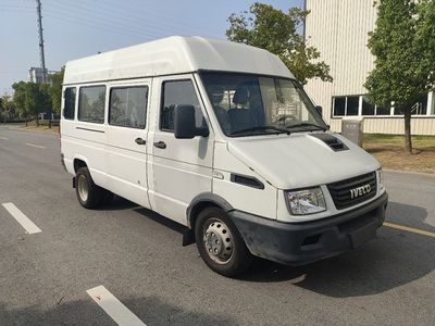 2023 Iveco Turbo Daily 2.5T Manual Diesel A37M1 passenger car with long axle center roof dual tire side sliding doors 5-9 seats (NJ6556ACMZ)