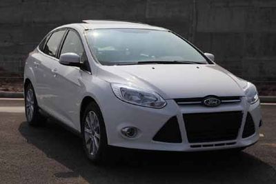 2012 Ford Focus - three-box 2.0L Dual clutch Flagship