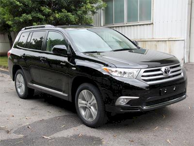 2012 Toyota Highlander 2.7L Manual automatic transmission Two wheel drive 5-seater sport version