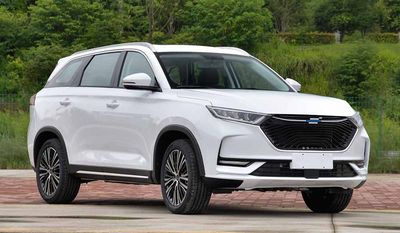 2021 Chang'an Auchan Auchan X7 1.5T Dual clutch Two wheel drive facial recognition fully automatic parking space leisure version