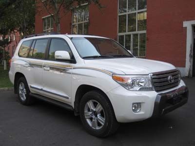 2012 Toyota Land Cruiser 4.6L Manual automatic transmission four-wheel drive VX-R