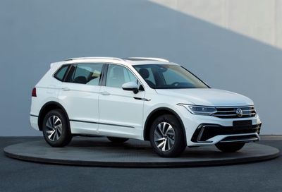 2022 Volkswagen Tiguan L New Energy 430PHEV 1.4T Dual clutch Two wheel drive plug-in hybrid luxury version