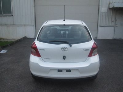 2011 Toyota Yaris 1.3L automatic transmission E Meidong Edition