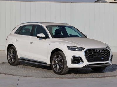 2023 Audi Q5L 40 TFSI  2.0T Dual clutch four-wheel drive luxury dynamic model