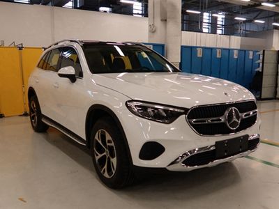 2023  modified Mercedes-benz GLC260L 4MATIC 2.0T Manual automatic transmission 7-seater dynamic model