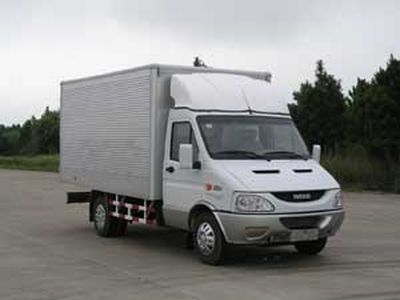 IvecoNJ5047XXYL3NIveco box transport vehicle