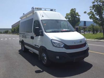 Iveco NJ5046XXCF3E Promotional vehicle