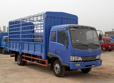 Jiefang Automobile CA5167XXYPK2L2EA801 Grate type transport vehicle