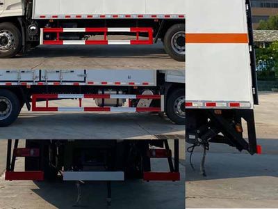 Chusheng  CSC5181XRQD6 Flammable gas box transport vehicle