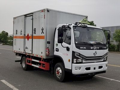 Jiangte brand automobiles JDF5090XRQE6 Flammable gas box transport vehicle