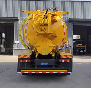 Cheng Li  CL5183GQW6BHQ Cleaning the suction truck