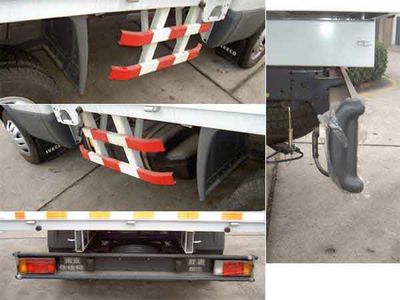 Iveco NJ1046DFAB Iveco cargo truck