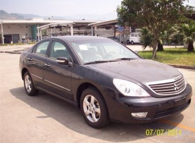 Mitsubishi  DN7201M Sedan