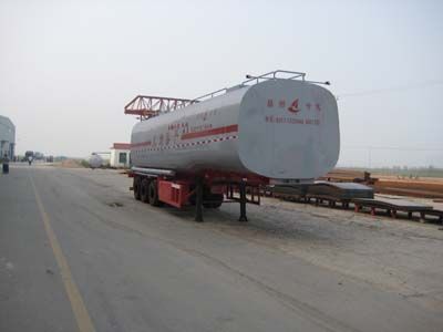 Changhua HCH9400GHYL1Chemical liquid transportation semi-trailer