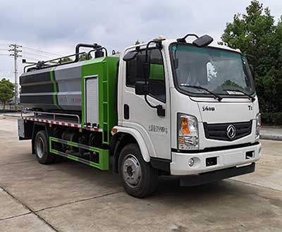 Cheng Liwei  CLW5120GQW6SL Cleaning the suction truck