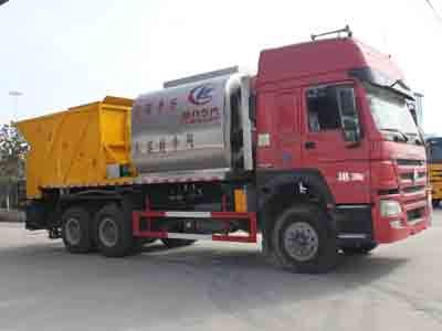 Cheng Liwei  CLW5250TFCZ5 Synchronous gravel sealing vehicle