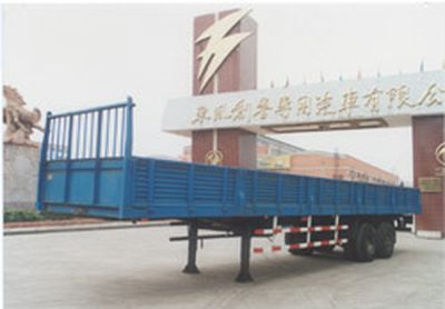 Dongfeng  EQ9361B Fence type semi-trailer