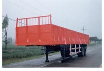 Dongfeng  EQ9380B Semi trailer transport vehicle