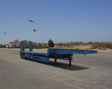 Tianxiang  QDG9400TDP Low flatbed semi-trailer