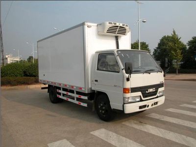 Xiangling  XL5041XLC Refrigerated truck