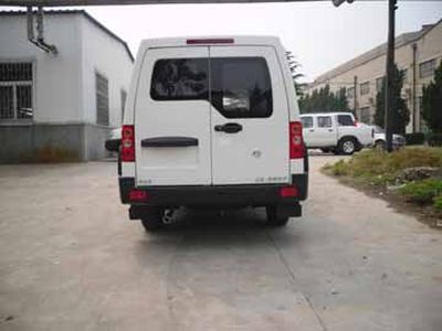 Dongfeng  ZN6500M2G3 multi-purpose vehicle 