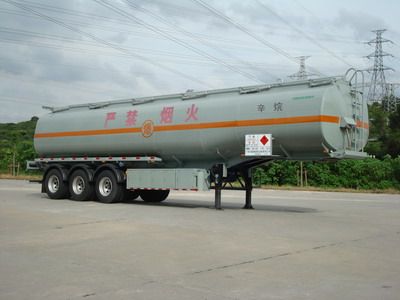 Yongqiang YQ9400GHYAChemical liquid transportation semi-trailer