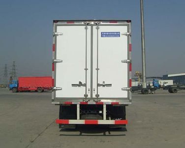 CIMC ZJV5040XLCAA Refrigerated truck