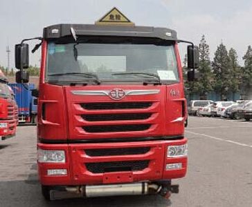 Cheng Liwei  CLW5313GFWC4 Tank transport vehicle for corrosive substances