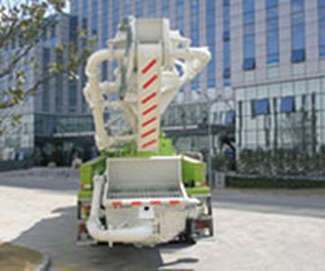 City Cheetah HDL5370THB Concrete pump truck