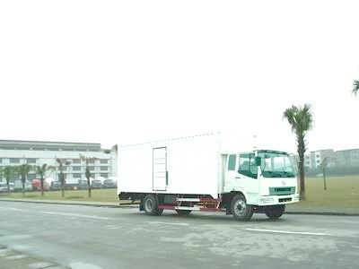 Dongfeng  EQ5168XXYZE Box transport vehicle