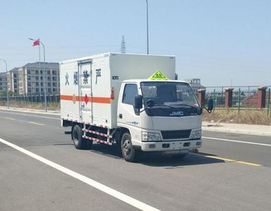 Zhengyuan brand automobile LHG5041XRQJL01 Flammable gas box transport vehicle