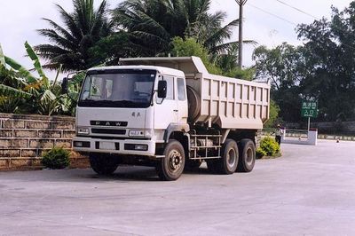 Jiefang Automobile CA3331P2K15T1 6 × 4 flat head diesel dump truck