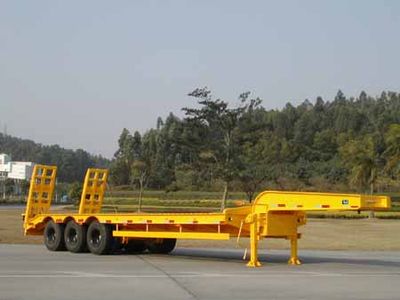 Huaxing  CCG9360TDP Low flatbed semi-trailer