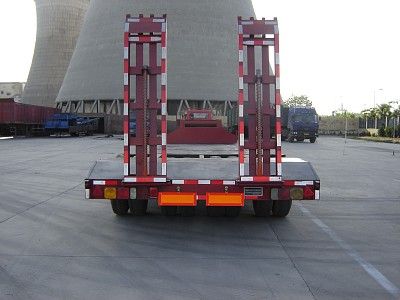 Jijun brand automobiles HJT9260TDP Low flatbed transport semi-trailer