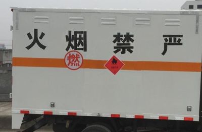 Zhengyuan brand automobile LHG5030XRQWP01 Flammable gas box transport vehicle