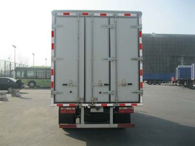 Beijing brand automobiles BJ5044XXY113 Box transport vehicle