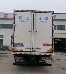 Chatting about work license cars HTL5161XLC6BJ Refrigerated truck