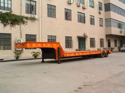 Shenbao  SB9403AF4D4 Low flatbed semi-trailer