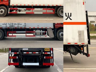 Chusheng  CSC5180XRQC6 Flammable gas box transport vehicle