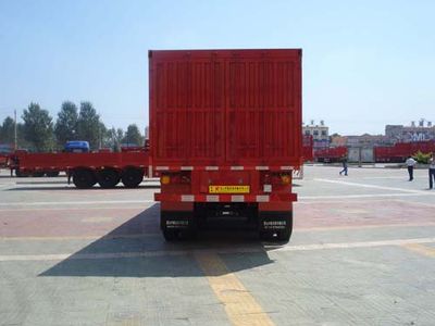 Liangshan Dongyue  CSQ9382XXY Box transport semi-trailer