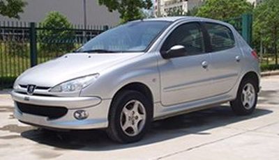 Dongfeng Peugeot DC7146A206 Sedan